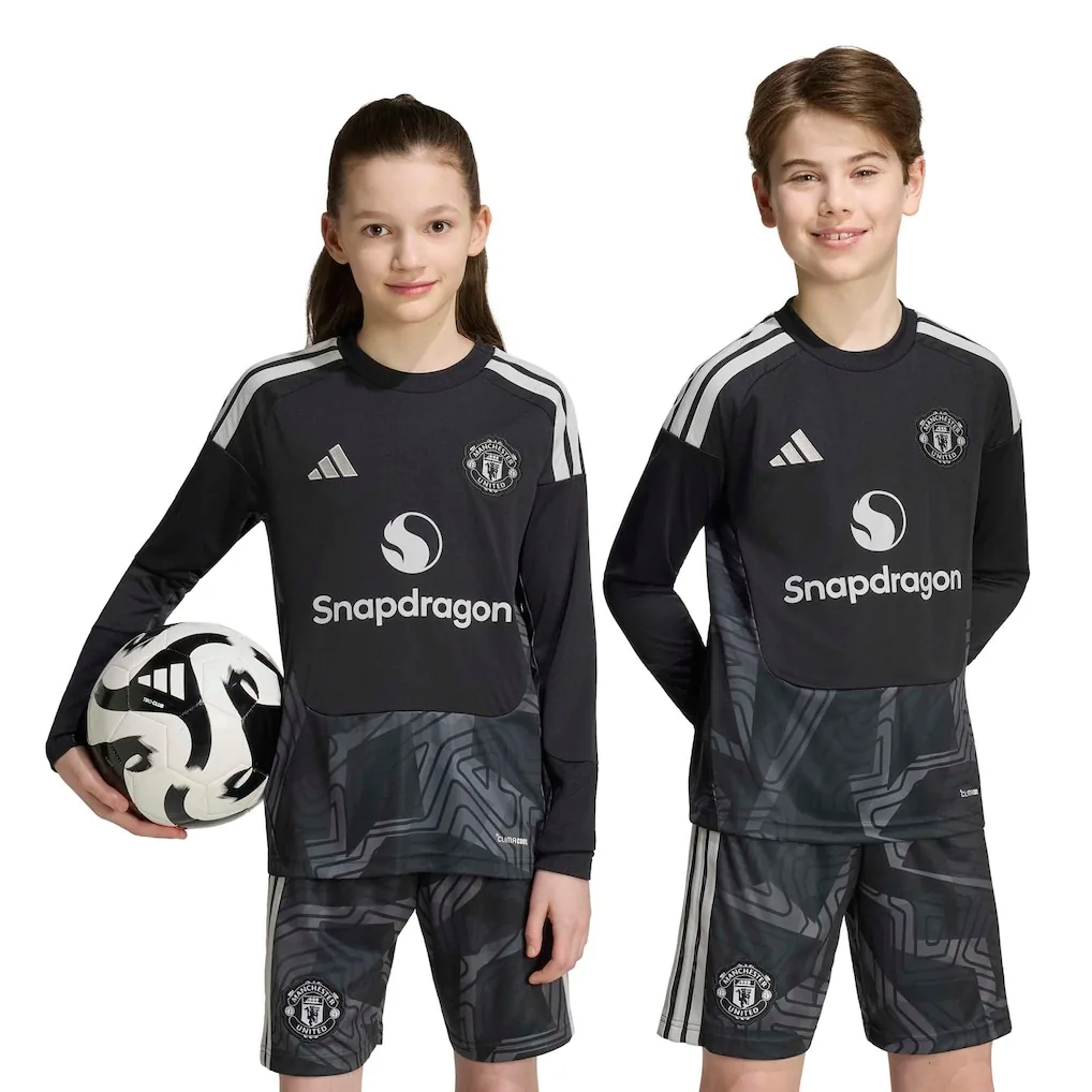Manchester United Goalkeeper Jersey 26/27 – Sky Blue & Red – Long Sleeve Kids